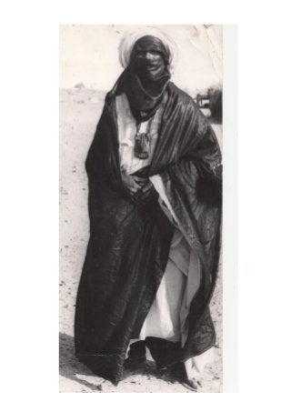 Un Touareg en habit de cérémonie (indigo)