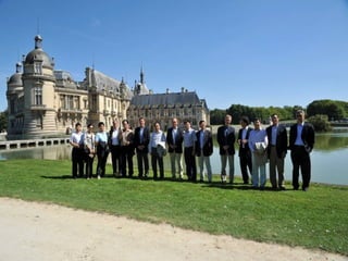 18 2 PETITS TRAINS POUR DECOUVRIR LE PARC ET SES JARDINS
 