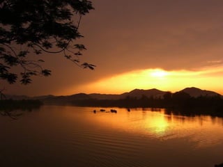 Dong song ai da dat ten