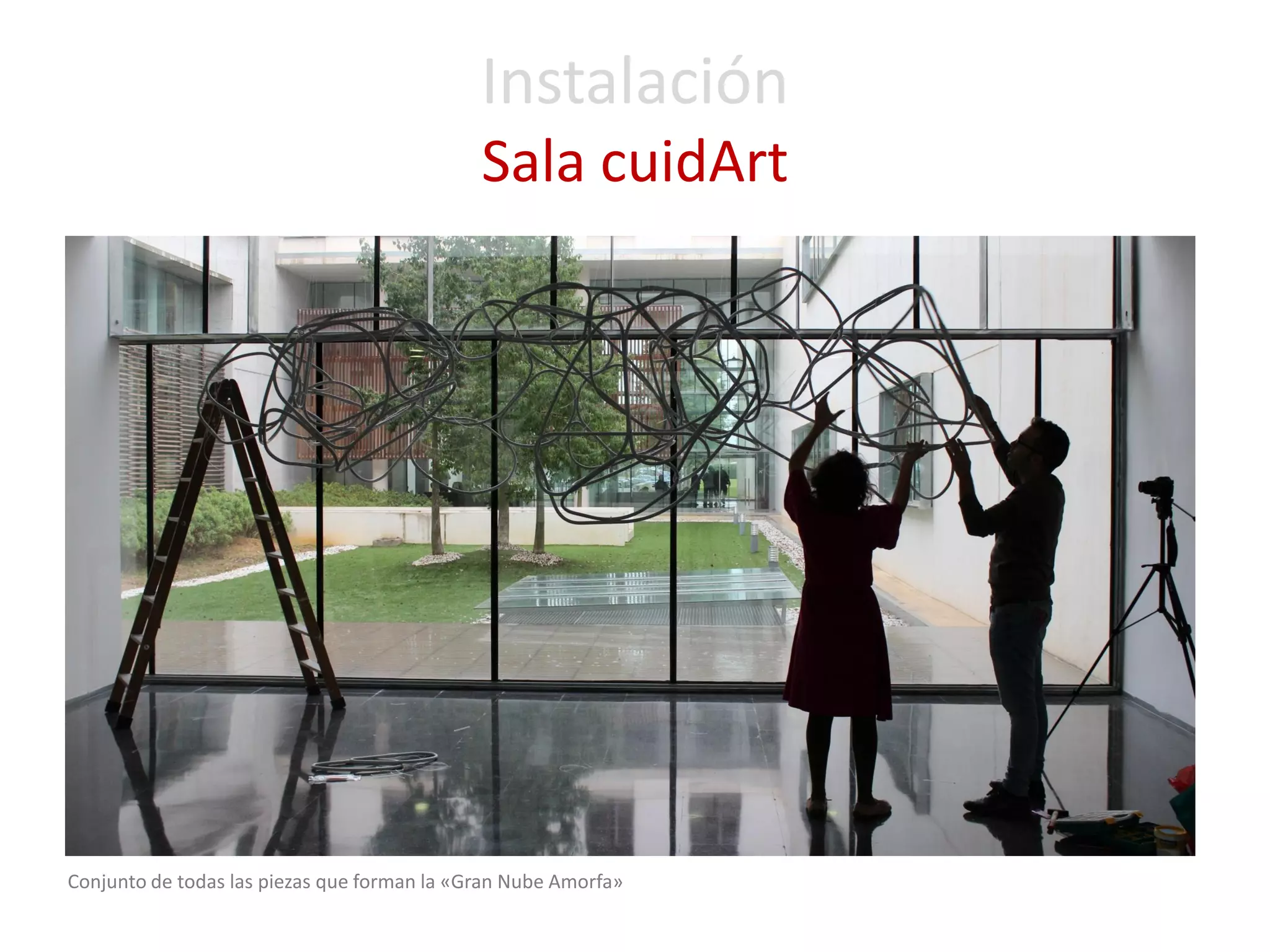 Instalación Sala cuidArt 
Conjunto de todas las piezas que forman la «Gran Nube Amorfa»  