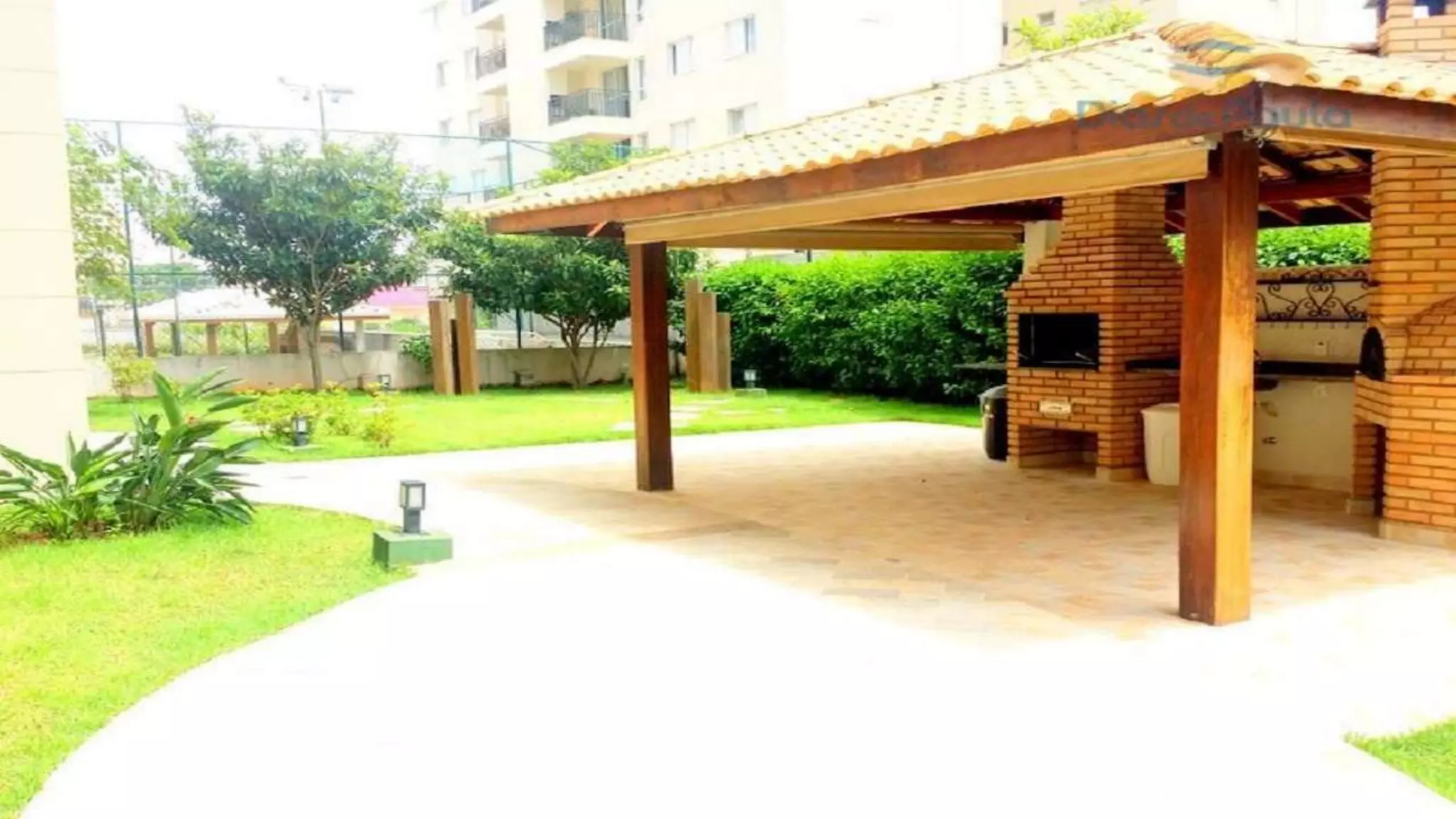 Apartamento 3 dorm com Varanda Gourmet - Mansões Santo Antonio