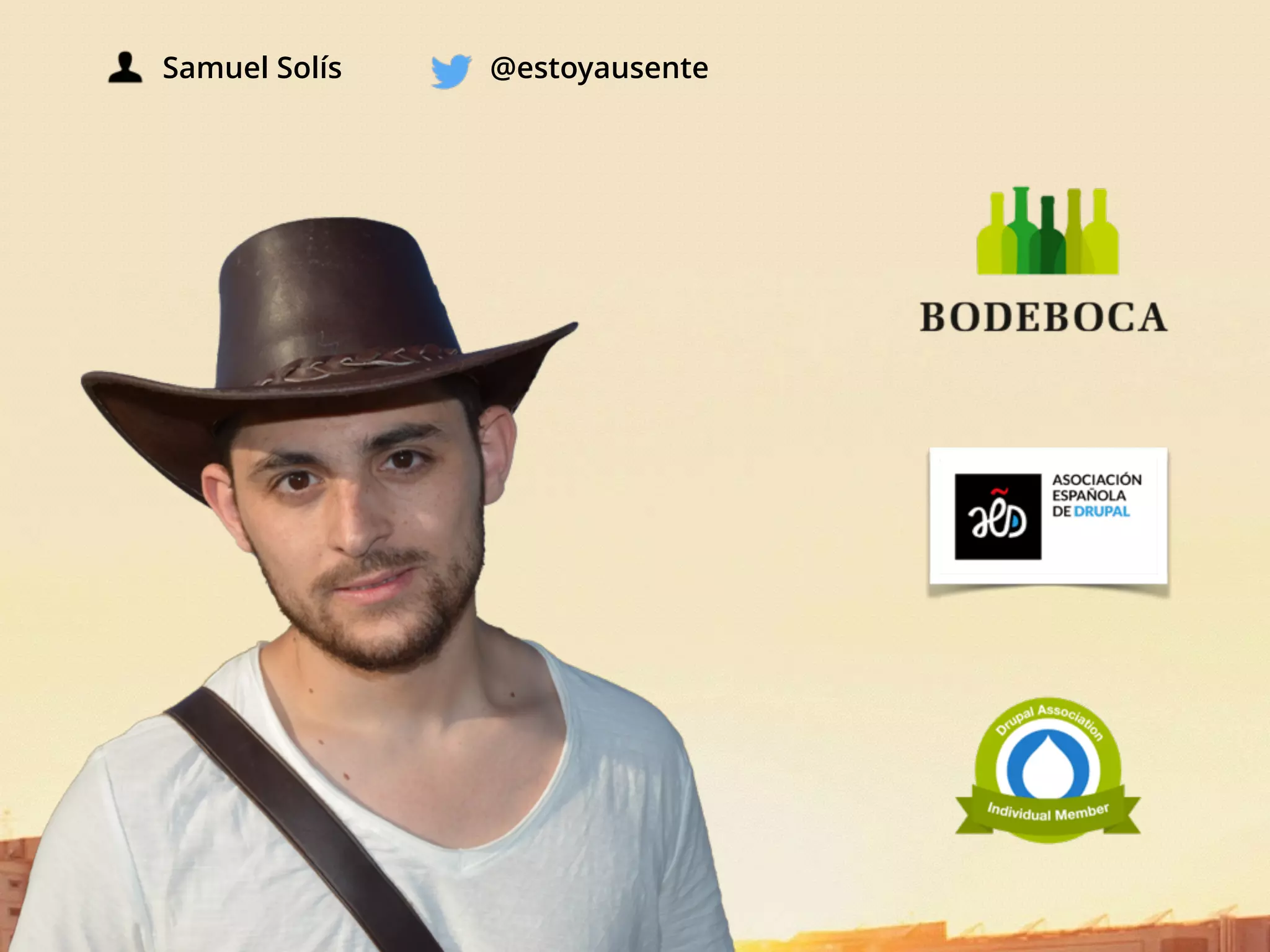 @estoyausenteSamuel Solís
 