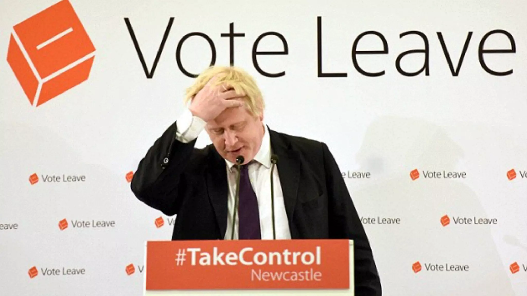 •Beginners usually store data in HDFS using text file formats (CSV) but these have limitations
•Apache AVRO often used for general-purpose processing
•Splitability, schema evolution, in-built metadata, support for block compression
•Parquet now commonly used with Impala due to column-orientated storage
•Mirrors work in RDBMS world around column-store
•Only return (project) the columns you require across a wide table
Parquet - Column-Orientated Storage for Analytics
40
 