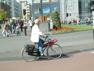Dutch culture. Students Strabrecht College created a presentation to prepare an exchange