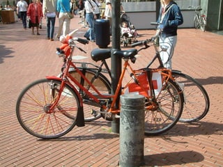 Dutch culture. Students Strabrecht College created a presentation to prepare an exchange