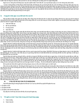 6 đến 9 tuổi nới lỏng hơn chút nữa, để sau đó trở đi, cha mẹ có thể dạy dỗ con bằng cách nói chuyện thẳng thắn.
Người ta nói, những đứa trẻ không được dạy bảo nghiêm khắc 6 năm đầu đời, sau này dễ phạm pháp, tự tử, làm những việc phản xã hội.
Là bởi vì chúng không có khả năng tự khích lệ bản thân, dễ dàng lao vào con đường tối tăm đó. Cha mẹ không có phương châm giáo dục con,
không có kế hoạch, không có mục đích, chỉ tùy hứng theo thời thì con cái không thể nào trưởng thành thành con người tốt được. Trẻ sẽ là những đứa bé
không biết nghe lời dạy bảo của cha mẹ. Những tài năng thiên bẩm của trẻ cũng theo đó mà tiêu tan. Vì vậy, để trẻ trưởng thành khỏe mạnh, thông minh,
nhất thiết bố mẹ phải dạy con từ khi chúng còn là những em bé sơ sinh. Suy nghĩ làm thế nào là tốt cho bé nhất, để tìm ra phương châm giáo dục hoàn
hảo nhất, đó là điều kiện hàng đầu để dạy con nên người.
3) 4 nguyên nhân gây ra sự bất tuân thủ của trẻ
Kết quả điều tra thiếu niên phạm tội cho thấy, mầm mống trong trẻ để khi lớn lên có phạm tội hay không chính là là sự giáo dục trẻ khi chúng là
những đứa trẻ nhũ nhi. Điều tuyệt đối phải tránh, đó là nuông chiều con, con lớn lên trong sự vô trách nhiệm. Nghiên cứu trẻ phạm tội đã thấy nguyên nhân
phạm tội chính là 4 nguyên nhân sau đây.
1- Thiếu tính nhẫn nại
2- Bố mẹ quá khắt khe
3- Kìvọng quá lớn
4- Quá chăm sóc
Mọi người hiểu ra rằng, nguyên nhân đầu tiên để trẻ phạm pháp, là do trẻ thiếu tính nhẫn nại, không có khả năng chịu đựng. Chúng ta không được
giáo dục trẻ bằng cách nuông chiều. Việc trẻ được nuôi dạy y nguyên như ý chúng muốn, chắc chắn không đem lại kết quả là ý nghĩ của trẻ được tự do
phát triển. Đó chỉ là cách nuông chiều trẻ, dạy trẻ thành kẻ ích kỉ mà thôi. Nếu chỉ nuông chiều trẻ, không dạy chúng về sự chịu đựng, thìý muốn của chúng
ngùn ngụt tăng nhanh. Một yêu sách đã được đáp ứng, tức thì nhiều yêu sách kế tiếp cứ vậy mà phát sinh. Cha mẹ không dạy con chịu đựng, yêu sách
nào của con cũng đáp ứng, thói quen đó sẽ là cái đà để con ngày càng có nhiều yêu sách hơn. Sự bất mãn yêu cầu ở trẻ không bắt đầu từ sự buộc phải
chịu đựng, mà bắt đầu từ điểm không được dạy về chịu đựng. Các bậc cha mẹ nên biết rằng, không phải không đáp ứng khiến trẻ bất mãn yêu cầu, mà
ngược lại, đáp ứng quá nhiều sẽ làm trẻ bất mãn yêu cầu. Trẻ biết chịu đựng không có sự bất mãn này. Ở Pháp, trẻ em trong các gia đình trung lưu ít
phạm pháp. Là bởi vì, từ khi còn nhỏ, chúng được răn dạy, nên chúng biết điều chúng mong muốn là gìvà sự bất mãn yêu cầu không có nơi chúng.
Nguyên nhân thứ 2 khiến trẻ dễ phạm pháp, là trẻ lớn lên trong sự dạy dỗ quá khắt khe của bố mẹ. Trường hợp này ngược lại với nguyên nhân trên.
Đây là kiểu dạy trẻ quá khe khắt, không nhìn nhận trẻ, luôn luôn cằn nhằn, mắng mỏ chúng. Kiểu cha mẹ loại này lại nhiều hơn tưởng tượng. Có rất nhiều
bà mẹ một ngày đến 8-90% số lời nói với con là những câu cằn nhằn. Họ không hiểu rằng làm như vậy là đánh mất tài năng và tố chất của con cái họ đến
thế nào. Hàng ngày bị bố mẹ cằn nhằn mắng mỏ, con cái đương nhiên sẽ có tình cảm lệch lạc. Chúng tôi muốn cảnh báo rằng, mắng nhiều con sẽ thành
trẻ phạm tội.
Nguyên nhân thứ 3 khiến trẻ dễ phạm pháp, đó là sự quá kì vọng của bố mẹ chúng. 30/4/2008. Phải dạy con đúng năng lực của nó, nhìn nhận thấu
đáo khẳ năng đó. Với trẻ dưới 1 tuổi, điều này cực kì quan trọng. Mọi trẻ em 0 tuổi đều là thiên tài, tôi đã từng viết thế, cho nên, nghĩ rằng “có thế này ai
mà chẳng biết” thực sự là sai lầm.
Dạy trẻ bằng cách phát huy những tố chất ưu việt sẵn có trong trẻ. Để đến lúc bé biểu hiện ra ngoài được, thì đòi hỏi bố mẹ phải hết sức nhẫn nại,
có kĩ năng dạy trẻ mới được. Không biết bí quyết dạy, chỉ đơn thuần nghĩ “có thế này ai mà chẳng biết, thế nào con chẳng làm được” đó là cách nghĩ kì
vòng quá đáng vào con. Trẻ em, khi bị đặt cho một kì vọng quá lớn, mà trẻ chưa đủ lực để gánh vác kì vọng đó, sẽ bị bao bọc bởi cảm giác mình kém
cỏi. Hoặc là biểu lộ thái độ phản ứng cực kì mãnh liệt lại bố mẹ. Bố mẹ không khéo léo uốn nắn dạy dỗ tố chất của con, chỉ đặt kì vọng quá lớn vào
chúng, trẻ sẽ có cảm giác bị trê chách như dưới địa ngục mà thôi. Từ những .... đó, trẻ có thể phát ốm, ghét học hành, không chịu đi học, tự sát...
Bố mẹ phải luôn hiểu biết bíquyết nuôi dưỡng năng lực của con, để con lớn thành người con lành mạnh.
Tất cả trẻ em đều là thiên tài. Trẻ không trở thành người tài, chỉ vì cha mẹ không biết cách hướng dẫn. Hãy tin rằng trẻ em là thiên tài, từ tốn, nhẫn
nại, lồng vào các trò chơi là những bài học bổ ích, cho trẻ làm những việc vừa sức, củng cố lòng tự tin của trẻ... làm được như vậy, các em bé đều sẽ là
những người con tốt.
Nguyên nhân thứ tư khiến trẻ dễ phạm pháp, đó là do được quá chăm sóc. Bố mẹ làm hết những việc mà trẻ định làm lấy. Những trẻ em này, chậm
cai sữa, về tinh thần lúc nào cũng như em bé, khôn nhà dại chợ, tự kỉ, ích kỉ, nói chung là những trẻ em không có tính giao tiếp xã hội. Có những bà mẹ lạ
đời, là biết rằng giáo dục trẻ từ 0 tuổi là rất quan trọng, chỉ lao vào dạy con kiểu giáo dục trí lực, mà hoàn toàn không đả động tới việc dạy lễ nghĩa cho
con. Ví dụ như trẻ 3 tuổi gửi ở nhà trẻ, biết đọc chữ nhưng không biết cách cởi, mặc quần áo. Những lúc vậy, bé chỉ biết khóc một mình. Chúng ta hiểu
rằng, có những bé như vậy là bởi vì mẹ chúng đã làm hộ hết các việc của bé, một cách quá đáng. Cách giáo dục kiểu này chỉ đánh mất đi năng lực tự
giác của trẻ mà thôi. Định làm mà lại không làm được, kết cục là một cách vô thức, trong chúng đã nảy sinh sự bất mãn yêu cầu. Đó là nguyên nhân dẫn
đến hành động phạm pháp của trẻ.
III. 3 TRỤ CỘT ĐỂ DẠYCON CÓ LỄ NGHĨAĐÚNG
Vậy thìlễ nghĩa đúng là những lễ nghĩa như thế nào? Có 3 cái trụ chính để suy nghĩvề lễ nghĩa như sau
ü Lễ nghĩa cơ bản
ü Lễ nghĩa tinh thần
ü Lễ nghĩa có tính xã hội và đạo đức
Sau đây tôi xin trình bày một cách dễ hiểu về các loại lễ nghĩa này.
1) “lễ nghĩa cơ bản” thực hiện trong sinh hoạt hàng ngày
1- Việc ăn uống.
2- Việc đi vệ sinh
 