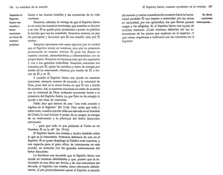 106 La realidad de la oración
También el
Espíritu
Santo nos
enseña a
hacer
oraciones
en favor de
nuestro
prójimo.

frente a las fuertes batallas y las tormentas de la vida
cristiana.
Tenemos, además, la ventaja de que el Espíritu Santo
no es como los maestros terrenales, que enseñan su lección
y se van. Él se queda para ayudamos a poner en práctica
la lección que nos ha enseñado. Nosotros oramos, no por
los preceptos y lecciones que Él nos enseñó, sino por Él
mismo.
Tampoco ejercemos este santo ejercicio por la verdad
que el Espíritu revela en nosotros, sino por su presencia
permanente en nuestro interior. Él pone los deseos en
nuestro corazón, alimentándolos e inflamándolos con su
propia llama. Nosotros no hacemos más que dar expresión
y voz a sus gemidos indecibles. Nuestras oraciones son
tomadas por Él, quien las santifica y llena de energía por
medio de su intercesión. Orarnos por medio de Él, a través de Él y en Él.
y cuando el Espíritu Santo nos ayuda en nuestras
oraciones, siempre oramos de acuerdo a la voluntad de
Dios, pues ésta es la única forma en que Él ora a través
de nosotros. Así, si nuestras oraciones no están de acuerdo
con la voluntad de Dios, acabarán muriendo frente a la
presencia del Espíritu Santo, ya que Éste no da energía ni
ayuda a tal clase de oraciones.
Pablo dice que hemos de orar "con toda oración y
súplica en el Espíritu" (Ef. 6:18). Pero antes que todo y
sobre todo, nuestra oración debe ser elevada en el Nombre
de Cristo; lo cual incluye el poder de su sangre, la energía
de su intercesión y la plenitud del Señor Jesucristo
entronado:
", .. para que todo lo que pidiereis al Padre en mi
Nombre, Él os lo dé" ano 15:16).
El Espíritu Santo nos enseña e ilustra también sobre
lo que es la intercesión. Nosotros debemos de orar en el
Espíritu. Él es quien despliega la Palabra ante nosotros, y
nos capacita para el gran oficio de intercesores en este
mundo, en armonía con las grandes intercesiones del
Señor Jesucristo.
La Escritura nos recuerda que el Espíritu Santo nos
ayuda en nuestras debilidades y que, puesto que la intercesión es una obra tan divina y de una naturaleza tan
elevada, el Espíritu nos enseña cómo efectuarla debidamente. ¡Cuán profundamente siente el Espíritu el pecado

El Espíritu Santo, nuestro ayudador en la oración 107
Es decir,
del mundo y cuánta consideración muestra hacia la humaoraciones
nidad perdida! Él nos inspira a interceder por las almas
en oscuridad, por los oprimidos, los que llevan pesada intercesoras..•
cargas y los afligidos. Sí, el Espíritu Santo nos ayuda de
muchas maneras. ¡Cuán intensas deberían ser las intercesiones de los santos que suplican en el espíritu! ¡Y
qué vanas, engañosas e ineficaces son las oraciones sin el
Espíritu!

 