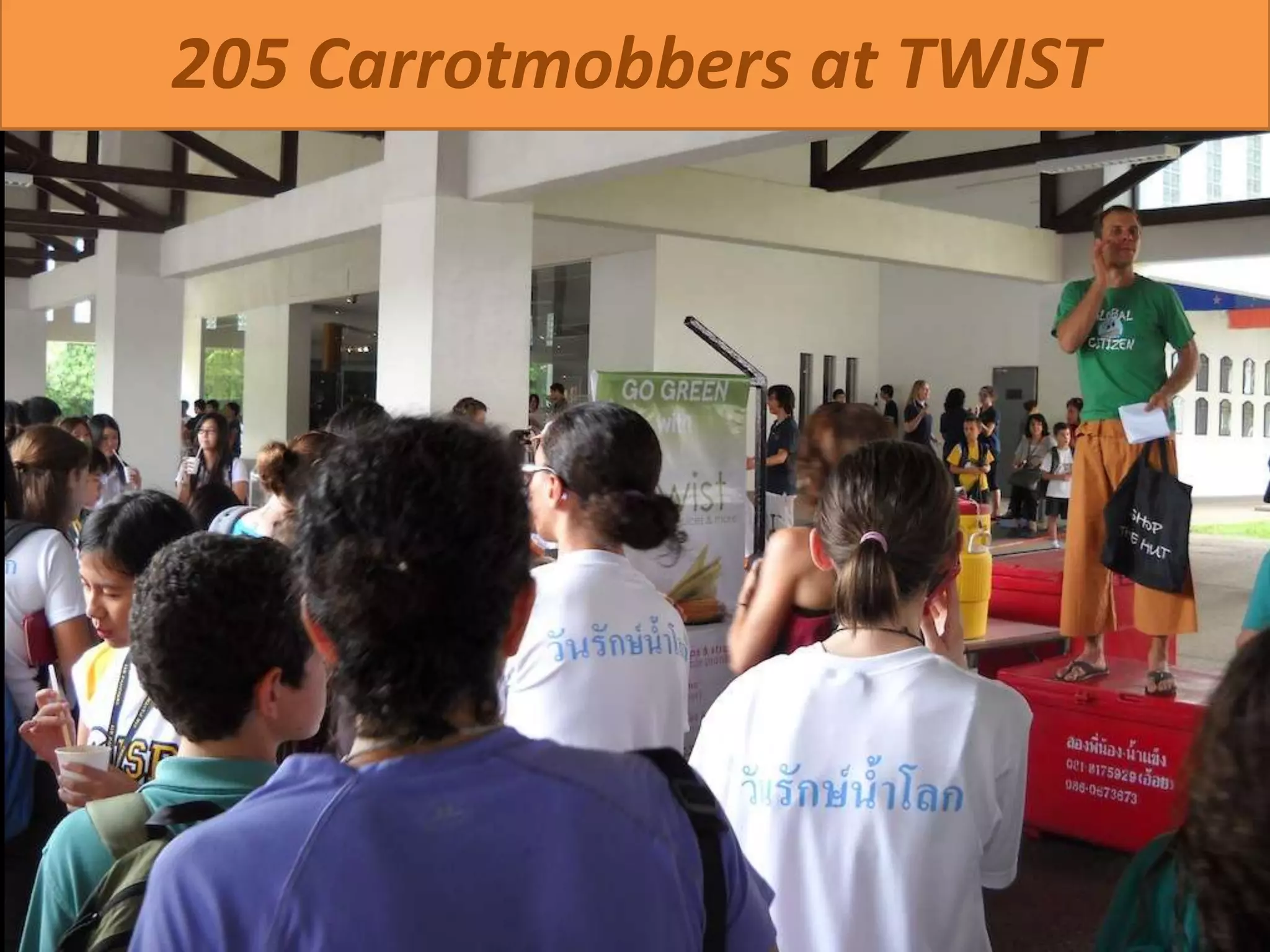205 Carrotmobbers at TWIST
