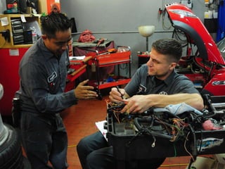 Autmotive Technician Career Fair Powerpoint with Video