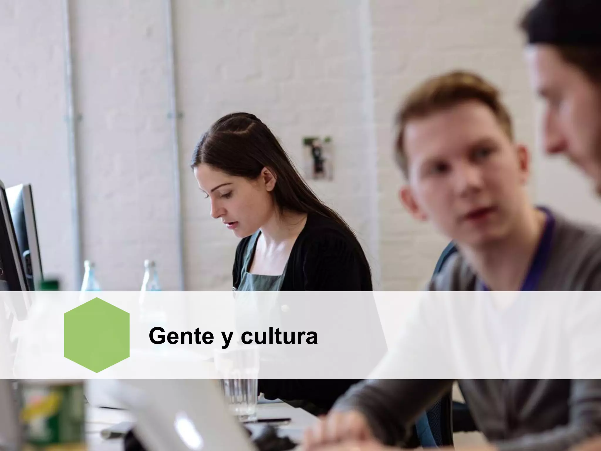 8383
Gente y cultura
 