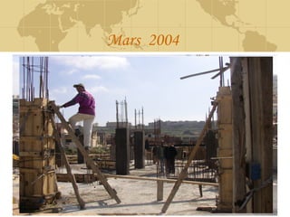 Mars 2004
 