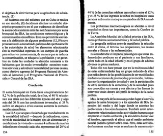 el objetivo de abrir tierras para la agricultura de subsis­
tencia. (1)
Al hacernos eco del esfuerzo que en Cuba se realiza
en ese sentido, (8) decidimos efectuar un estudio des­
criptivo prospectivo en el que tratáramos de identificar
la asociación existente entre las notificaciones por asma
bronquial, las IRA, las condiciones meteorológicas y la
contaminaciónatmosférica. Estonospermitirlaacercar­
nos a la def
mición de algunos predictores (12,19) cuyo
procesamientoautomatizadopudierandaroportunamente
a las autoridades de salud los elementos relacionados
con la morbilidad esperada en los cuerpos de guardia
para actuar en consecuencia, de manera que se reduzca
la contaminación, se eduque a la población y se garan­
tice en todas las unidades la atención necesaria a los
habitantes que de modo irremediable necesiten nues­
tros serviciosy asíreducirlamortalidadporesas causas,
como objetivo supremo del Programa Nacional de Aten­
ción al Asmático y el Prrograma Nacional de Preven­
ción y Control de las IRA.
Conclusión
El asma bronquial en Cuba tiene una prevalencia del
8,2 % de la población total; de ellos, el 40 % relacio­
nan sus crisis con las diferentes épocas del año y algo
más del 30 % con las condiciones invernales; el 33 %
sufren de ataques o crisis cuando aumenta la contami­
nación atmosférica.
Las IRA queocupan el cuartolugarmundialmente en
la mortalidad infantil -después de indicadores, como:
nivel de escolaridad de la madre, tipo de alimentación y
condiciones de vivienda- causan4 millones demuertes
infantiles en el mundo cada año, representan del 20 % al
154
40 % de las consultas médicas para niños y entre el 12 %
y el 35 % de los ingresos de niños en hospitales; cada
persona sufre entre cinco y seis episodios de IRA anual­
mente.
Los problemas macroecológicos se abordan a nivel
mundial en foros tan importantes, como la Cumbre de
la Tierra.
La Asamblea Mundial de la Salud prioriza a las IRA,
como problema socioeconómico y de salud pública.
La geografia médica pone de manifiesto la relación
entre el clima, el terreno, las ocupaciones, las causas
morales y fisicas y las enfermedades.
Es considerable el impacto psicológico que estas en­
fermedades producen en el paciente y sus familiares,
sobre todo en la edad infantil y en el grupo de adultos
jóvenes en plena madurez.
Todo ello nos hace pensar que en la multicausalidad
de estas enfermedades hay un grupo reducido de ellas
queestándentro de las posibilidades de sermodificadas
mediante acciones depromociónyprevención, liderea­
das por la organización de salud y con la participación
de otros sectores de la economía y de la sociedad, pues
son conocidas sus causas y sus efectos y las formas de
intervenir están dentro del perfil de trabajo de la salud
pública. . ..
Mas, lamayoríadelascausasquedan lugaralascrisis
agudas de asma bronquial y a los episodios de IRA de­
penden del medio y del lugar donde se asientan las
poblaciones o los seres humanos. También están estre­
chamenterelacionadasconlas actividades humanas que
empeoran el medio ambiente y la atmósfera donde vive
el hombre, agravando el efecto que el medio ambiente
natural pudiera ejercer sobre ellas. Pero, estas activida-.
9es humanas muchas veces se realizan de manera anár-
155
 