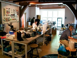 Photo : http://www.flickr.com/photos/waagsociety/5011530383/
 