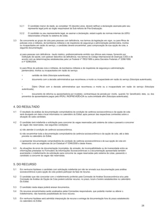 3.2.1
3.2.2
3.3
O candidato menor de idade, ao completar 18 (dezoito) anos, deverá ratificar a declaração assinada pelo seu
represente legal junto ao órgão responsável da Sub-reitoria de Pós-Graduação.
O candidato ou seu representante legal, ao assinar a declaração, estará sujeito às normas internas da UERJ
relacionadas a fraude no sistema de cotas.
Se concorrente ao grupo de cota para pessoas com deficiência, nos termos da legislação em vigor, ou para filhos de
policiais civis e militares, de bombeiros militares e de inspetores de segurança e administração penitenciária, mortos
ou incapacitados em razão do serviço, o candidato deverá encaminhar, para comprovação de sua opção de cota, a
seguinte documentação:
a) para pessoas com deficiência - laudo médico, preferencialmente emitido nos últimos seis meses, fornecido por
instituição de saúde, com parecer descritivo da deficiência, nos termos do Código Internacional de Doenças (CID) e de
acordo com as determinações estabelecidas pela Lei Federal nº 7853/1989 e pelos Decretos Federais nº 3298/1999
e nº 5296/2004;
b) para filhos de policiais civis e militares, de bombeiros militares e de inspetores de segurança e administração
penitenciária, mortos ou incapacitados em razão do serviço:
• certidão de óbito (fotocópia autenticada),
• documento com a decisão administrativa que reconheceu a morte ou incapacidade em razão do serviço (fotocópia autenticada),
• Diário Oficial com a decisão administrativa que reconheceu a morte ou a incapacidade em razão do serviço (fotocópia
autenticada),
• documento de reforma ou aposentadoria por invalidez, contracheque da pensão por morte, quando for beneficiário dela, ou dos
proventos da aposentadoria pagos pelo IPERJ, RIOPREVIDÊnCIA ou outra entidade afim (fotocópia autenticada).
4. DO RESULTADO
4.1 O resultado da análise da documentação comprobatória da condição de carência socioeconômica e da opção de cota
será divulgado em data e local informados no calendário do Edital, após parecer das respectivas comissões sobre a
situação de cada candidato.
O candidato terá indeferida a solicitação para concorrer às vagas reservadas pelo sistema de cotas e passará a concorrer
às vagas não reservadas, nas seguintes condições:
a) não atender à condição de carência socioeconômica,
b) não encaminhar toda a documentação comprobatória da carência socioeconômica e da opção de cota, até a data
prevista no calendário do Edital,
c) apresentar documentação comprobatória da condição de carência socioeconômica e de sua opção de cota em
desacordo com as exigências da Lei Estadual nº 5346/2008 e deste Anexo.
4.3 As situações de envio de documentação incompleta, de omissão, de incompatibilidade ou de inveracidade entre as
informações prestadas no Formulário de Informações Socioeconômicas e a documentação apresentada também
acarretarão o indeferimento da solicitação para concorrer às vagas reservadas pelo sistema de cotas, passando o
candidato a concorrer às vagas não reservadas.
4.2
5. DO RECURSO
5.1
5.2
Em nenhuma hipótese o candidato com solicitação indeferida por não ter enviado sua documentação para análise
socioeconômica e para opção de cota poderá participar da fase de recurso.
O candidato que não concordar com o indeferimento proferido pela Comissão de Análise Socioeconômica e/ou pela
Comissão de Análise de Opção de Cota poderá solicitar recurso, no prazo, local e horário estabelecidos no calendário
Do Edital.
O candidato nesta etapa poderá anexar documentos.
Os recursos encaminhados serão analisados pelas Comissões responsáveis, que poderão manter ou alterar o
indeferimento, não havendo possibilidade de novo recurso.
Em nenhuma hipótese será admitida interposição de recurso e entrega de documentação fora do prazo estabelecido
no calendário do Edital.
5.3
5.4
5.5
28
 