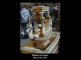 Coffre décoré Painted Wooden Chest 