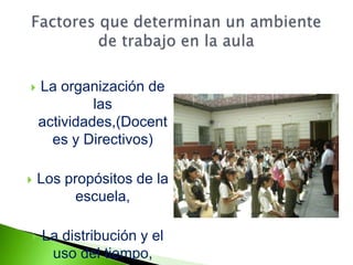 Las posibilidades decomunicación entreel profesor y sus alumnosOrganizados por número delistaQue los alumnosPongan mas atenciónY control del grupo,disciplinafilas ycolumnas