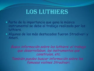 Abundan los dúos entre los personajes principales.