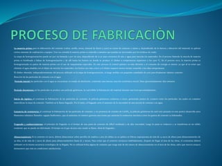 La materia prima para la elaboración del cemento (caliza, arcilla, arena, mineral de hierro y yeso) se extrae de canteras o minas y, dependiendo de la dureza y ubicación del material, se aplican
ciertos sistemas de explotación y equipos. Una vez extraída la materia prima es reducida a tamaños que puedan ser procesados por los molinos de crudo.
La etapa de homogeneización puede ser por vía húmeda o por vía seca, dependiendo de si se usan corrientes de aire o agua para mezclar los materiales. En el proceso húmedo la mezcla de materia
prima es bombeada a balsas de homogeneización y de allí hasta los hornos en donde se produce el clínker a temperaturas superiores a los 1500 °C. En el proceso seco, la materia prima es
homogeneizada en patios de materia prima con el uso de maquinarias especiales. En este proceso el control químico es más eficiente y el consumo de energía es menor, ya que al no tener que
eliminar el agua añadida con el objeto de mezclar los materiales, los hornos son más cortos y el clínker requiere menos tiempo sometido a las altas temperaturas.
El clínker obtenido, independientemente del proceso utilizado en la etapa de homogeneización, es luego molido con pequeñas cantidades de yeso para finalmente obtener cemento.
Reacción de las partículas de cemento con el agua
Período inicial: las partículas con el agua se encuentran en estado de disolución, existiendo una intensa reacción exotérmica inicial. Dura aproximadamente diez minutos.
Periodo durmiente: en las partículas se produce una película gelatinosa, la cual inhibe la hidratación del material durante una hora aproximadamente.
Inicio de rigidez: al continuar la hidratación de las partículas de cemento, la película gelatinosa comienza a crecer, generando puntos de contacto entre las partículas, las cuales en conjunto
inmovilizan la masa de cemento. También se le llama fraguado. Por lo tanto, el fraguado sería el aumento de la viscosidad de una mezcla de cemento con agua.
Ganancia de resistencia: al continuar la hidratación de las partículas de cemento, y en presencia de cristales de CaOH2, la película gelatinosa (la cual está saturada en este punto) desarrolla unos
filamentos tubulares llamados «agujas fusiformes», que al aumentar en número generan una trama que aumenta la resistencia mecánica entre los granos de cemento ya hidratados.
Fraguado y endurecimiento: el principio de fraguado es el tiempo de una pasta de cemento de difícil moldeado y de alta viscosidad. Luego la pasta se endurece y se transforma en un sólido
resistente que no puede ser deformado. El tiempo en el que alcanza este estado se llama «final de fraguado».
Almacenamiento Si es cemento en sacos, deberá almacenarse sobre parrillas de madera o piso de tablas; no se apilará en hileras superpuestas de más de 14 sacos de altura para almacenamiento de
30 días, ni de más de 7 sacos de altura para almacenamientos hasta de 2 meses. Para evitar que el cemento envejezca indebidamente, después de llegar al área de las obras, el contratista deberá
utilizarlo en la misma secuencia cronológica de su llegada. No se utilizará bolsa alguna de cemento que tenga más de dos meses de almacenamiento en el área de las obras, salvo que nuevos ensayos
demuestren que está en condiciones satisfactorias.
 
