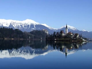 El lago bled, Luis Velasquez
