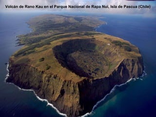 Volcán de Rano Kau en el Parque Nacional de Rapa Nui, Isla de Pascua (Chile) 