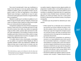 Para cerrar la jornada pedí a Isaac que manifestara su                        sus padres respecto a algunas escenas; algunos padres me
duda al resto del grupo. Le tuve que ayudar porque había                           preguntaron si podían volver a ver la película porque ya no
olvidado la palabra: ¿saben qué significa irrumpir?, les pre-                      la recordaban. Jessica Paola se acercó para pedirme que le
gunté a todos. Los niños me respondieron a coro: ¡Noooo!                           recordara a su abuelita lo importante que es su apoyo para
Dejé de tarea investigar su significado en casa. Un repre-                         que realice la tarea. También hacían comentarios sobre la
sentante de cada equipo pasó al estante a recoger las libretas                     película y me enteré que habían visto tres o cuatro partes
de sus compañeros.5                                                                de Shrek. Yo desconocía que existieran tantas y me propuse
     Miranda me pidió que le escribiera la palabra en su li-                       conseguirlas.
breta. En lugar de hacerlo opté por indicarle a Arianna que                             Considero que esta jornada fue valiosísima por varias
mejor en el pizarrón; ella se apoyó en el libro, buscó la pala-                    razones:
bra y, con mucha atención, la copió para todos.
     Enseguida les expliqué otra tarea. Primero le pregunté a                          •	 El libro “puente” fue un detonador de los sentimientos
Arianna, a quien tenía cerca: ¿recuerdas qué hacen los villa-                             que provocan las acciones violentas, los gestos y mira-

                                                                                                                                                         337
nos de los cuentos? ¡Son malos, muy malos!, me respondió.                                 das de los adultos; si bien es cierto que se refiere a una
Luego me dirijí a todos: ¿quieren saber qué hacen los villa-                              historia que surge de la imaginación de alguien (autor),
nos? ¡Síííí!, respondieron a coro. Emiliano se ofreció a escribir                         nos sirvió para rescatar y dar lugar a la expresión de los
la palabra para todos. Arianna tomó el libro, volvió a su lugar                           sentimientos de los niños, algo que fue imposible al pre-
y comienzó a explorarlo hasta encontrar una página con la                                 guntárselos directamente.
palabra. Todos llevaron la tarea a casa.                                               •	 Los niños interactuaron, compartieron sus opiniones y
     A la salida observé cómo, emocionados, comentaban                                    asumieron con responsabilidad la tarea común que les
con sus padres o con quienes habían llegado por ellos la                                  fue encomendada. Exploraron y manipularon el texto,
actividad realizada: el libro que exploramos. Hablaban del                                intercambiaron sus propias ideas a partir de la observa-
villano, de Isaac, que no supo lo que es irrumpir y por eso                               ción de las imágenes: identificaron las escenas violentas.
tuvimos que investigar en casa. Frente a mí cuestionaban a                                Expresaron verbalmente por qué razón les desagrada o
                                                                                          intimidan los ojos, gestos, actitudes de los otros, y respe-
                                                                                          tar lo que otros piensan o dicen aunque difieran de lo
5
    En el aula tenemos un espacio con las libretas de cada niño. Para evitar              que pienso es construir canales de comunicación.
    amontonamientos frente al estante que podrían provocar un accidente, des-
    de el inicio del ciclo escolar se designó un responsable de cada equipo para
                                                                                       •	 Descubrieron palabras que significan violencia y que des-
    recoger las libretas de sus compañeros.                                               conocían, como “irrumpir” o “villanos” Muchos alumnos
                                                                                                                                  .
 