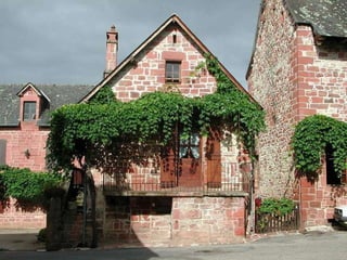 Nada tan estúpido como vencer; la verdadera gloria está en convencer.  (Víctor Hugo) 