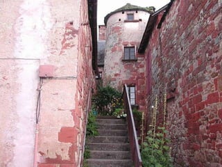 El más terrible de los sentimientos es el sentimiento de tener la esperanza perdida.  (Federico García  Lorca) 