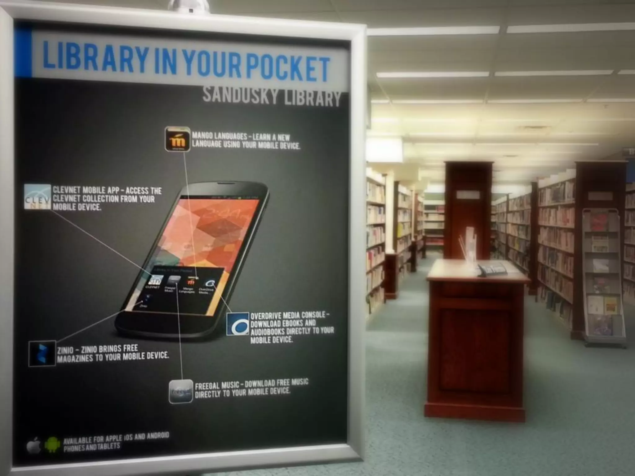 Flickr Credits
Slide one:
http://www.flickr.com/photos/stuckincustoms/6
495437857/
 