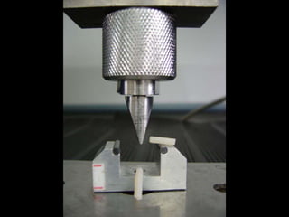 Máquina de Ensaios Emic