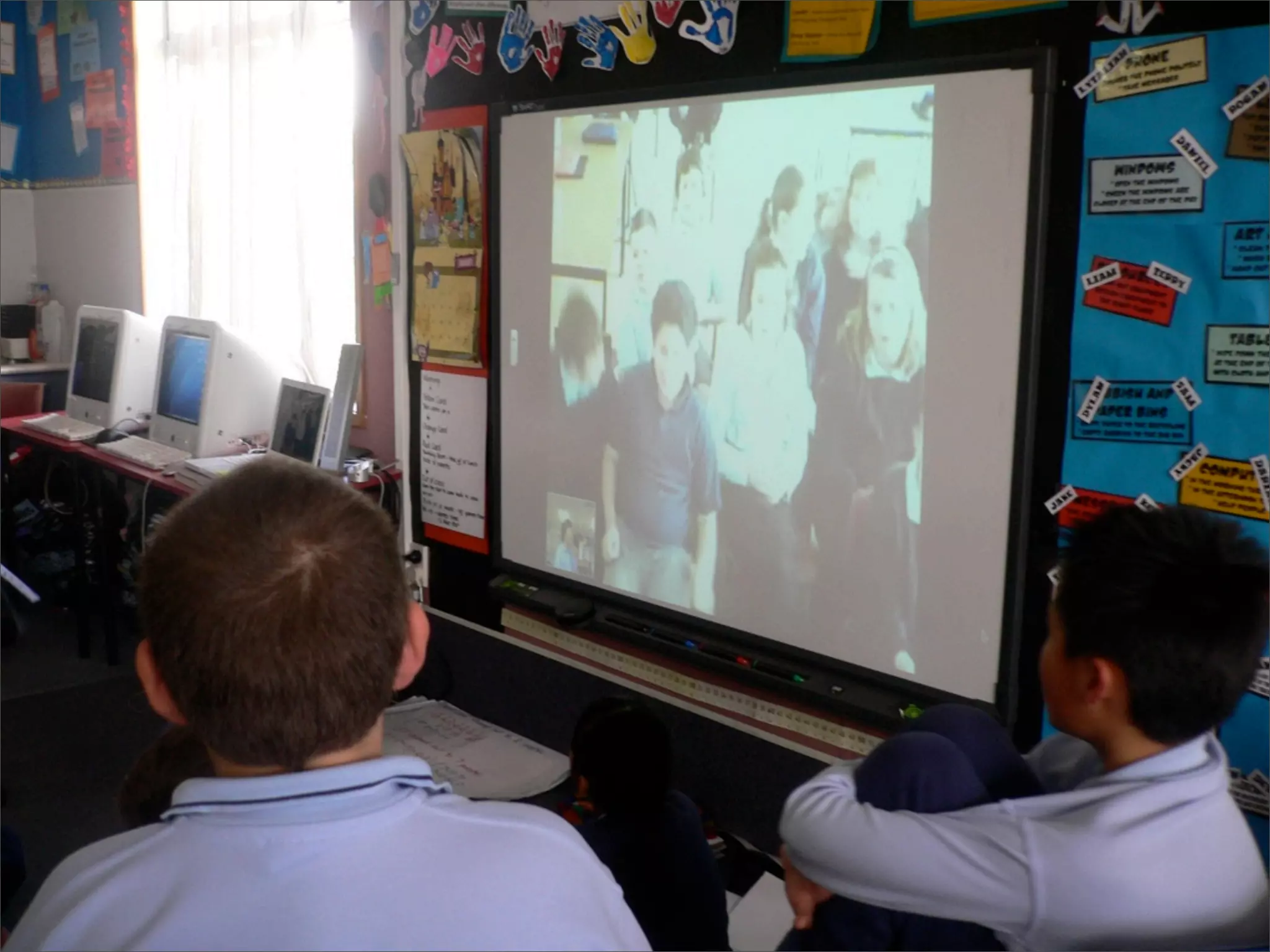 Little Language Experts
       Teaching language...




Titan Taniwhas
 