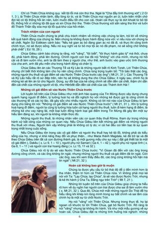 Chỉ có Thiên Chúa không quy kết tội lỗi mà còn thứ tha. Ngài là "Cha đầy tình thương xót" ( 2 Cr
1, 3 ), là Thiên Chúa nhân lành, đầy lòng từ bi, và là Thiên Chúa mọi nguồn an ủi, luôn kiên nhẫn chờ
đợi kẻ có tội thống hối ăn năn, luôn muốn điều tốt cho con cái. Hoán cải thực sự là dứt khoát từ bỏ tội
lỗi, thống hối vì những tội đã qua và xin Chúa thứ tha. Thiên Chúa thương xót sẵn sàng tha thứ và tuôn
đổ Thánh Thần tẩy xóa mọi tội lỗi quá khứ của hối nhân.
Trách nhiệm của con người
Thiên Chúa muốn chúng ta phải chịu trách nhiệm về những việc chúng ta làm, trả lời về những
kết quả hành động của chúng ta. Nên chúng ta không được hành động nửa vời: vì nếu nửa vời chúng ta
sẽ chết. Ngôn Sứ Edêkien cảnh báo: "Nếu kẻ gian ác bỏ đàng gian ác nó đã đi, và thực thi công bình
chính trực, nó sẽ được sống. Nếu nó suy nghĩ và từ bỏ mọi tội ác nó đã phạm, nó sẽ sống chớ không
phải chết" ( Ed 18, 28 ).
Chúa Giêsu cảnh báo chúng ta rằng, nói "vâng", "tôi biết", "tôi thực hành giáo lý" mà thôi, chưa
đủ, phải hành động, phải lên đường. Chính người con trai đã nói "không" với cha mình, nhưng nó hối
cải và đi làm vườn nho, anh ta đã làm theo ý người cha, như thế, anh bước vào giao ước tình thương
của cha anh, anh đã yêu mến cha trong hành động và chân lý.
Chúa Giêsu lên án các Thượng Tế và Kỳ Lão là những người biết rõ Kinh Torah, Lời Thiên Chúa,
nhưng chỉ biết thôi không làm cho họ nên công chính. Chúa long trọng tuyên bố: "Tôi bảo thật các ông,
những người thu thuế và gái điếm sẽ vào Nước Thiên Chúa trước các ông" ( Mt 21, 31 ). Các Thượng Tế
và Kỳ Lão hiểu rất rõ sứ điệp trên, nên họ sẽ không dung tha cho Chúa Giêsu: ít ngày sau, chính họ là
những kẻ sẽ lên án tử cho Người. Đúng, sự đồi bại của kẻ công chính sẽ dẫn đến cái chết, thậm chí dẫn
đến cái chết của những người vô tội, như Hêrôđê dẫn đến cái chết của các Thánh Anh Hài !
Những cô gái điếm sẽ vào Nước Thiên Chúa trước
Lời tuyên bố trên của Chúa Giêsu như một ánh hào quang của Tin Mừng được xây dựng chung
quanh hạng nguời đĩ điếm, lý tưởng hoá họ và đối nghịch họ với những kẻ được gọi là công chính là
các thượng tế và các kỳ lão, đã gây sốc cho nhiều người. Không có lời nói nào của Chúa Giêsu bị lạm
dụng cho bằng lời nói: "Những cô gái điếm sẽ vào Nước Thiên Chúa trước" ( Mt 21, 31 ).. Khi lý tưởng
hoá hạng đĩ điếm, người ta cũng lý tưởng hóa luôn cả hạng người thu thuế, luôn đi kèm hạng đi điếm, là
những kẻ cho vay nặng lãi, một loại luôn đồng hành loại gái điếm trong Tin Mừng đã gây lên một sự
hiểu lầm đáng sợ, khi người ta không nhận thức đủ.
Những người thu thuế, là những nhân viên các cơ quan thâu thuế Rôma, tham dự trong những
hành xử bất công của những cơ quan này. Nếu Chúa Giêsu liên kết những gái điếm và những người
thu thuế với nhau, Người làm vậy không phải là không có lý do; vì cả hai đều coi tiền bạc là sự quan
trọng nhất trong cuộc sống.
Nếu Chúa Giêsu tôn trọng các cô gái điếm và người thu thuế hay kẻ tội lỗi, không phải do kiểu
sống của họ, nhưng vì khả năng thay đổi và phục thiện... như Maria thành Magdala, kẻ đã trở lại và đã
theo Chúa Giêsu trên tất cả con đường thánh giá, là một gương mẫu cho sự này ( đặt giả thiết bà là một
cô gái điếm ), Dakêu ( x. Lc 9, 1 – 10 ), người phụ nữ Samari ( Ga 4, 1 – 42 ), người phụ nữ ngoại tình ( x.
Ga 8, 1 – 11 ) và người con trai hoang đàng ( x. Lc 15, 11 và 32 ).
Chúa Giêsu nói rõ lý do sẽ vào Nước Thiên Chúa trước: "Vì Gioan đã đến với các ông trong
đường công chính, và các ông không tin ngài; nhưng những người thu thuế và gái điếm đã tin ngài. Còn
các ông, sau khi xem thấy điều đó, các ông cũng không hối hận mà
tin ngài" ( Mt 21, 32 ).
Hoán cải không bao giờ là muộn
Chúng ta được yêu cầu từ bỏ thái độ để ý đến mình hơn là
tha nhân, thậm trí hơn cả Thiên Chúa nữa. Vì không phải mọi kẻ
nói với Ta: "Lạy Chúa, lạy Chúa", là sẽ vào được Nước Trời, nhưng
là kẻ thi hành ý Cha Ta, Ðấng ngự trên Trời" ( Mt 7, 21 ).
Những lời tuyên bố trên của Chúa Giêsu giúp chúng ta hiểu
rõ hơn về dụ ngôn hai người con trai được cha sai đi làm vườn nho
( x. Mt 21, 32 ). Qua đó, Chúa mở mắt những người Do Thái để họ
hiểu rằng khi khép kín lòng mình trong sự bất chính và sai lầm của
chính họ là một sự từ chối Nước Trời.
Họ nói "vâng" với Thiên Chúa. Nhưng trong thực tế, họ lại
ngoan cố khước từ lời Thiên Chúa, gạt bỏ Nước Trời. Rõ ràng là
nói "vâng" nhưng lại không thi hành. Và như một mẫu gương về sự
hoán cải, Chúa Giêsu đặt ra những tình huống trái nghịch: những
6
 