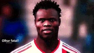 Olhar fatal!(Gif animado)
 