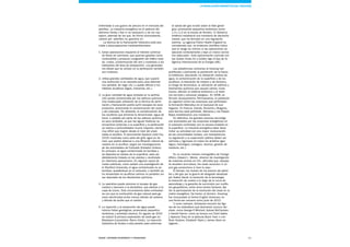 69Esade Informe económico y financiero
enfrentada a una guerra de precios en el mercado del
petróleo. La industria energética es el epítome del
aforismo Nimby («Not in my backyard») y de los nay-
sayers, además de los que, de forma inconsistente,
claman por «petróleo no, gasolina sí».
La técnica de la fracturación hidráulica está aso-
ciada a preocupaciones medioambientales:
1. Estas operaciones requieren el tránsito continuo
de flotas de camiones, que queman gasóleo como
combustible y producen congestión del tráfico roda-
do, ruidos, contaminación del aire y molestias a los
habitantes del área de prospección. Los generado-
res diésel que se utilizan en la perforación también
son ruidosos.
2. Utiliza grandes cantidades de agua, que supone
una restricción si se necesita para usos alternati-
vos (potable, de riego, etc.) y puede afectar a los
hábitats acuáticos (lagos, marismas, etc.).
3. La gran cantidad de agua utilizada en la perfora-
ción queda contaminada por los aditivos químicos.
Una inadecuada utilización de la técnica de perfo-
ración y fracturación podría sufrir escapes de esos
productos, provocando la contaminación del suelo
y del subsuelo. No obstante, la contaminación de
los acuíferos que alimenta la denominada «agua de
boca» o potable por parte de los aditivos químicos
es poco probable, ya que las aguas freáticas se
encuentran próximas a la superficie y la perforación
se realiza a profundidades mucho mayores, siendo
muy difícil que migren desde el nivel del shale
hasta el acuífero. El documental Gasland (Josh Fox,
2010) mostraba como salía del grifo agua en lla-
mas, que podría deberse a una filtración natural de
metano en el acuífero, según las investigaciones
de las autoridades de Colorado (Estados Unidos).
En principio, el agua contaminada se bombea y
se deposita en balsas de la superficie, para ser
debidamente tratada en las plantas y reutilizada
en ulteriores operaciones. En algunos casos de
malas prácticas, como señaló una investigación de
la Stanford University, el agua contaminada no se
bombea, quedándose en el subsuelo, o también se
ha reinyectado en acuíferos salinos no potables sin
ser depurada de los disolventes químicos.
4. La operativa puede provocar el escape de gas
metano y benceno a la atmósfera, que afectan a la
capa de ozono. Esta circunstancia debe contrastar-
se con que la combustión de gas natural para ge-
nerar electricidad emite menos dióxido de carbono
y dióxido de azufre que el carbón.
5. La inyección y la reinyección del agua puede
lubricar fallas geológicas, provocando pequeños
temblores y actividad sísmica. En agosto de 2010
se realizó la primera exploración de shale gas en
Blackpool (Lancashire, Reino Unido). La inyección
hidráulica de fluidos a alta presión para estimular
la salida del gas incidió sobre la falla geoló-
gica, provocando pequeños temblores (entre
1,5 y 2,3 en la escala de Richter). El Gobierno
británico estableció una moratoria de dieciocho
meses, que ha derivado en una regulación
estricta. La agencia Public Health England ha
considerado que «la evidencia científica indica
que el riesgo es mínimo si las operaciones se
ejecutan correctamente y bajo un marco norma-
tivo adecuado». Esta aproximación coincide con
las Golden Rules for a Golden Age of Gas de la
Agencia Internacional de la Energía (AIE).
Las plataformas contrarias al fracking han
proliferado y promovido la prohibición de la fractu-
ra hidráulica, aduciendo «la utilización masiva de
agua, la contaminación de la superficie y de los
acuíferos, la liberación de metano y de benceno,
el riesgo de terremotos, la utilización de aditivos y
disolventes químicos que causan cáncer, muta-
ciones, afectan al sistema endocrino y al siste-
ma nervioso y provocan alergias». En 2008, en
Dimock (Susquehanna, Pennsylvania), la población
se organizó contra las empresas que perforaban
la formación Marcellus en el backyard de sus
hogares. En Francia, Irlanda, Rumanía y Bulgaria,
esta técnica está prohibida. Alemania y los Países
Bajos establecieron una moratoria.
En definitiva, los grandes avances tecnológi-
cos alcanzados por las empresas energéticas en
el subsuelo contrastan con la escasa empatía en
la superficie. La industria energética debe desa-
rrollar su actividad con una mayor involucración
de las comunidades locales, con transparencia.
La regulación y la supervisión pública deben ser
estrictas y rigurosas en todos los ámbitos (geo-
lógico, hidrológico, biológico, sísmico, gestión de
residuos, etc.).
En un reciente número monográfico de Foreign
Affairs, Edward L. Morse –director de investigación
de materias primas en Citi– afirmaba que «despite
its doubters and haters, the shale revolution in oil
and gas productions is here to stay».
El tiempo, los niveles de los precios del petró-
leo y del gas por la guerra de desgaste desatada
por Arabia Saudí, la evolución de la tecnología,
la reducción de costes a lo largo de la curva de
aprendizaje y la garantía de suministro por conflic-
tos geopolíticos, entre otros tantos factores, fija-
rán la participación de la revolución del shale en la
matriz energética. De hecho, el término «fracking»
fue incorporado al Oxford English Dictionary en
una fecha tan cercana como junio de 2013.
Y, como siempre, Hollywood evocará las figu-
ras de los wildcatters que devinieron tycoons del
shale, como George P. Mitchell, Aubrey McClendon
o Harold Hamm, como ya hiciera con Clark Gable
y Spencer Tracy en la película Boom Town o con
Rock Hudson, Elizabeth Taylor y James Dean en
Gigante...
La revolución energética del fracking
 