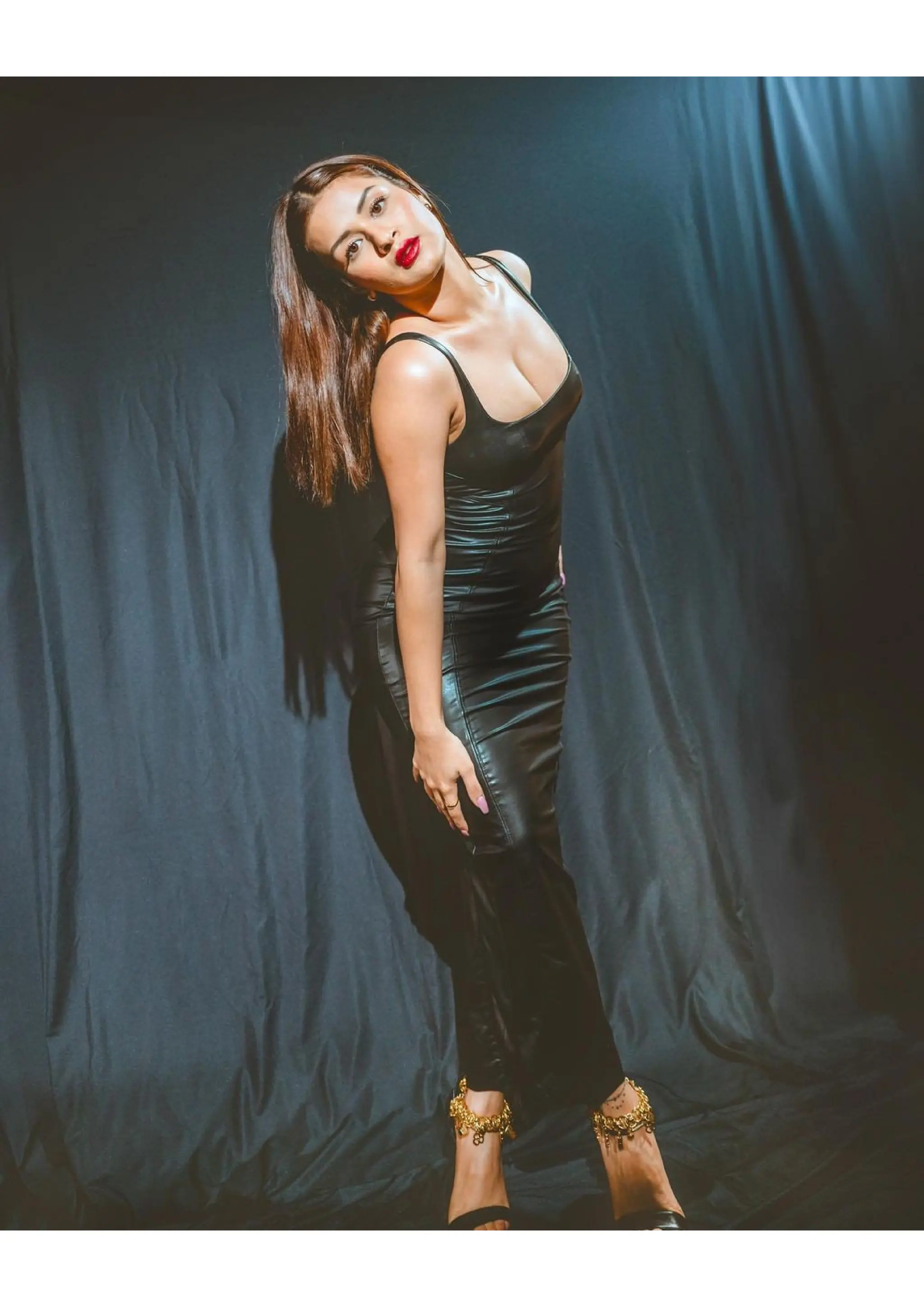 Ahmedabad Escort Service Ahmedabad Call Girl 0000000000