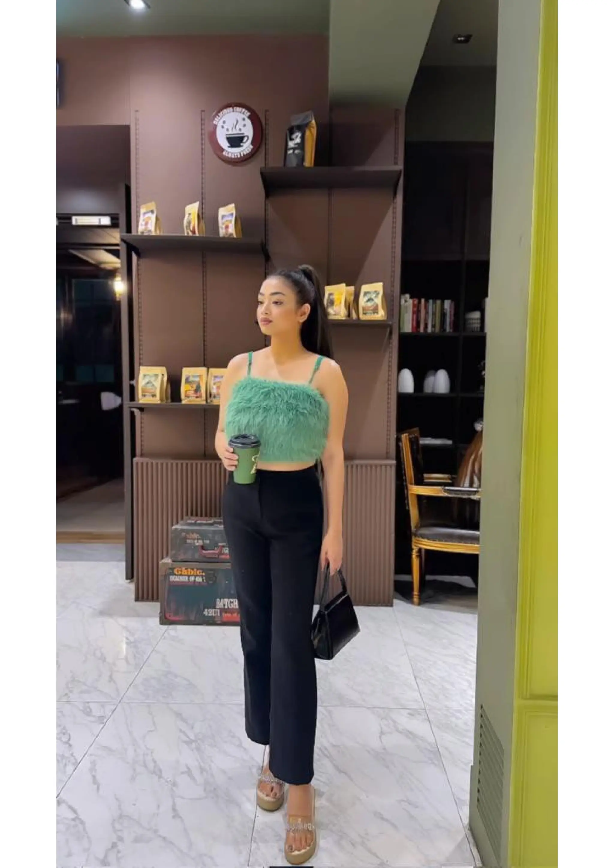 Ahmedabad Escort Service Ahmedabad Call Girl 0000000000