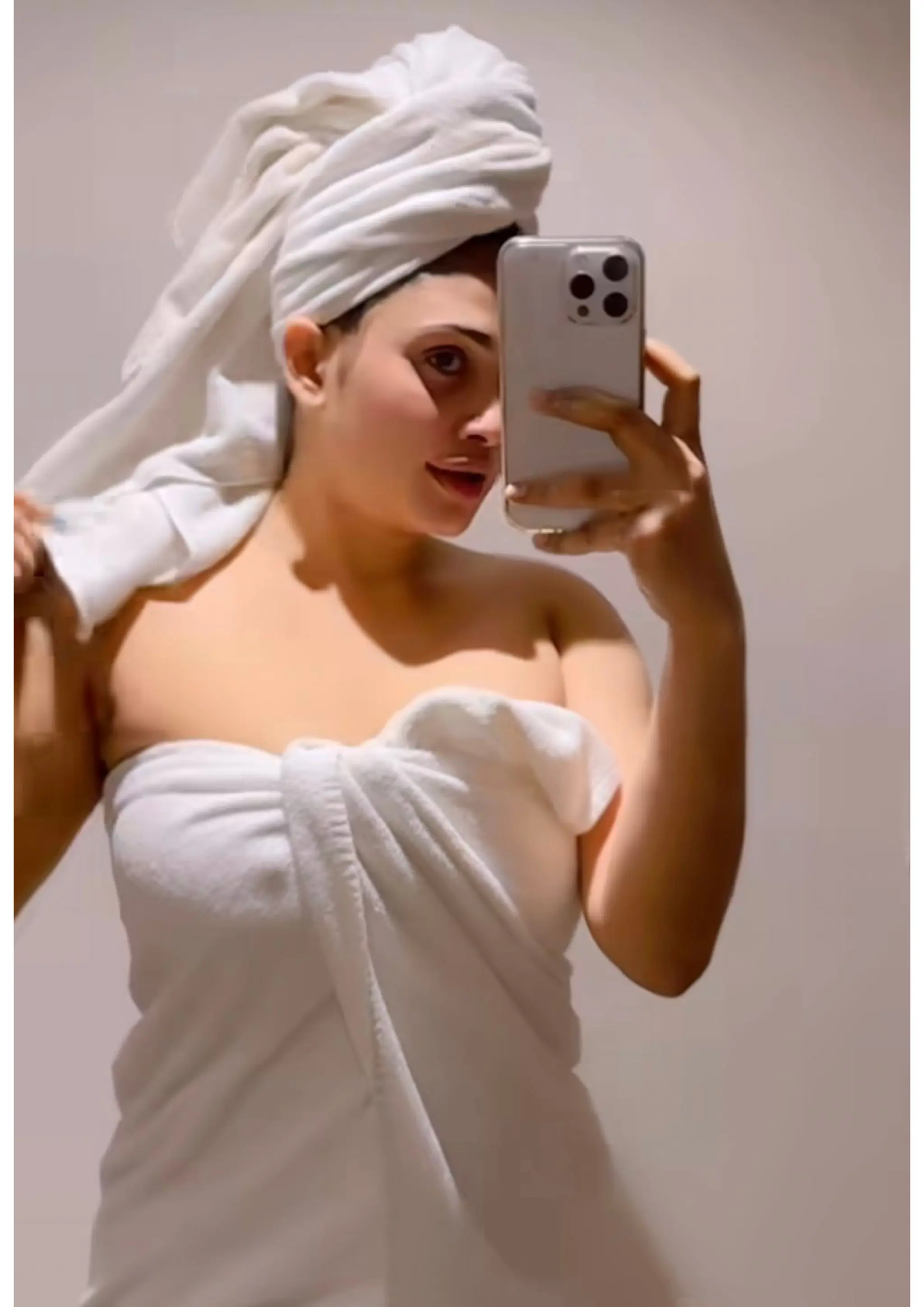 Ahmedabad Escort Service Ahmedabad Call Girl 0000000000