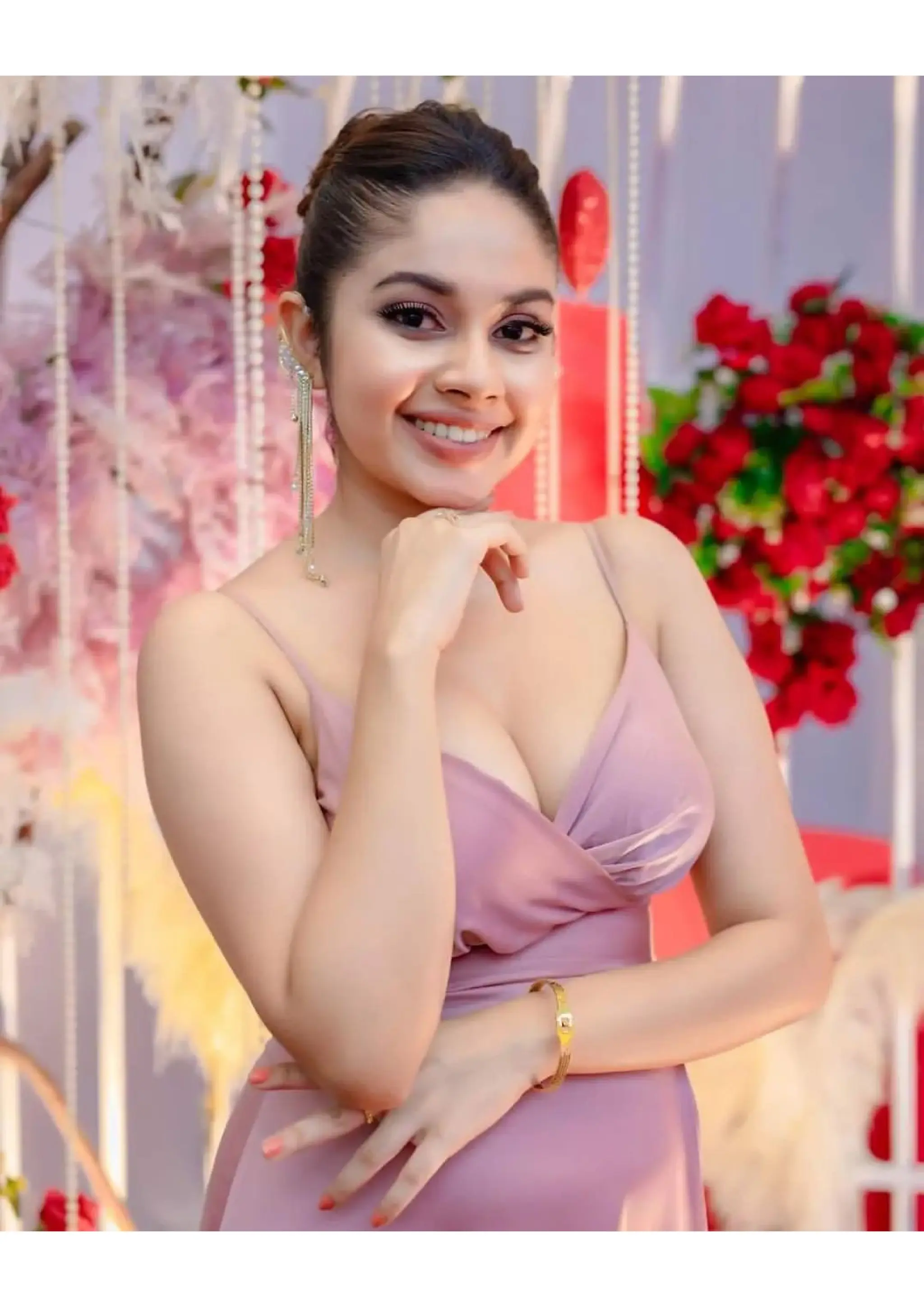 Ahmedabad Escort Service Ahmedabad Call Girl 0000000000