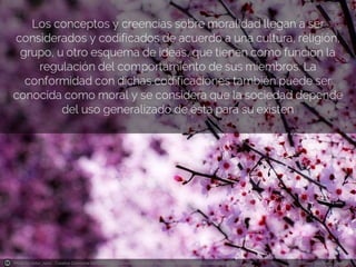 Photo by victor_nuno - Creative Commons Attribution-NonCommercial License https://www.flickr.com/photos/24463988@N00 Created with Haiku Deck
 