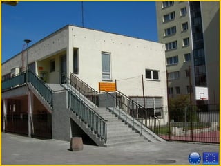 Number of pupils285
Number of employees at the
school56
Zespól Szkól Ogólnoksztalcacych Nr
1 Spolecznego Towarzystwa
Oswiatowego
Librarian: Anna
Tobiacelli
Website: www.zsosto.pol.pl
 