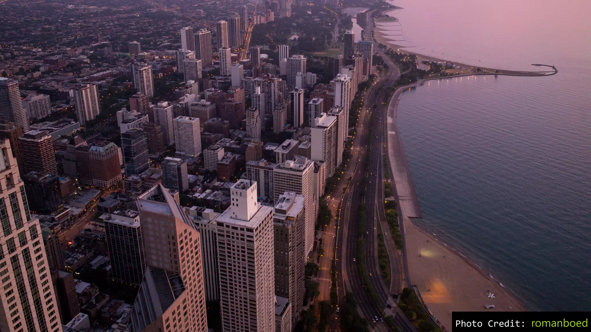 © Brad Frost Photo	Credit:	romanboed 