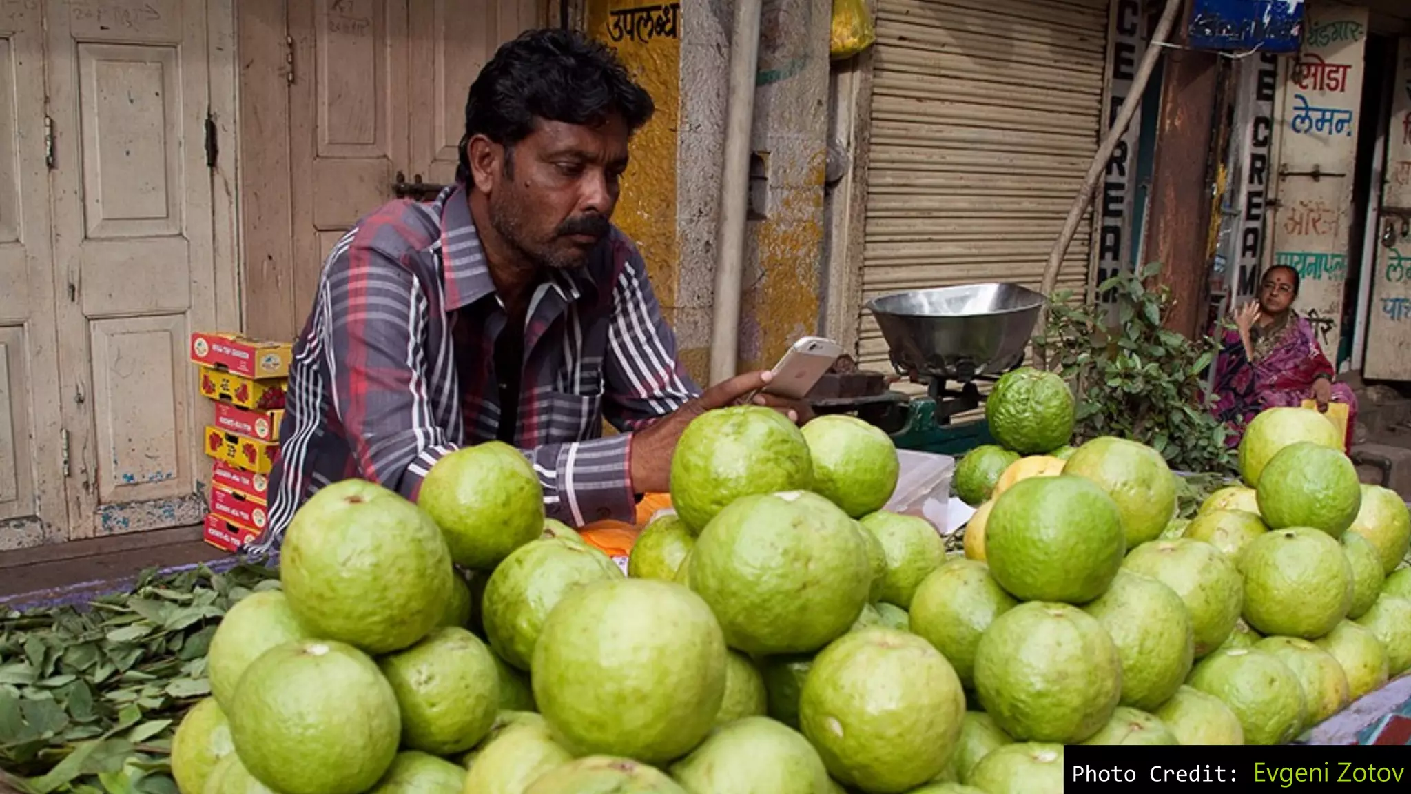 © Brad Frost Photo	Credit:	Evgeni Zotov 