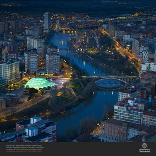 Vista aérea de la Plaza del Milenio y el Puente de Isabel la Católica
Aerial view of the Millennium Square and the Isabel la Católica Bridge
Vue aérienne de la Place du Millénium et du Pont Isabel la Católica
Vista aerea della Piazza del Millennio e il Ponte d’Isabel la Católica
 