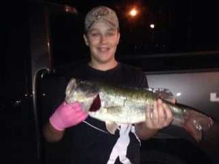 FROM EXIT INTERVIEWS:
Words to describe “less than quality” photos:
“A few grip-and-grins,  
and people holding up fish.”
!
!
!
!
!
 