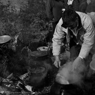 28
Festa de São Brás (Resende). Confeção de cabeça de porco.
 