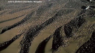 Iurte la perifieria Ulan-Bator, Mongolia
 