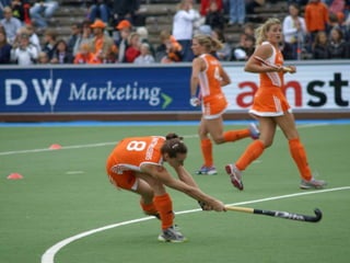 Field hockeyplaybookhitting