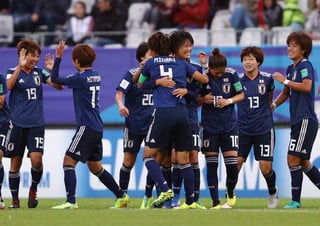 FIFA WOMEN's DEVELOPMENT PROGRAMS.pdf