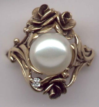 Floral Jewels Pearl Ring
