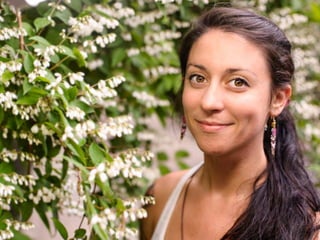 INVERSO DO
QUADRADO:
Relação do
À medida que dobra a distância
a área iluminada quadruplica
e a intensidade da luz 
é dividida por quatro.
 