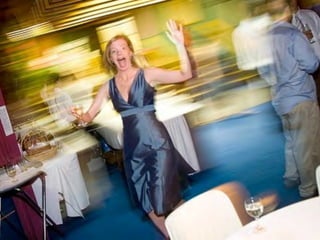 ENCHIMENTO:
Flash de
Usado à luz do dia.
Ajuda a diminuir o contraste 
de fundos muito claros.
 